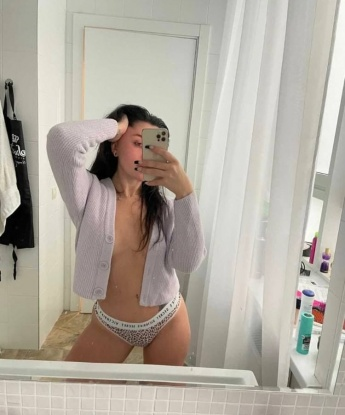 🌸💋
Живу в самом сердце Москвы, и могу предложить тебе незабываемый отдых в моей компании. 🏙️❤️
Мои услуги не оставят тебя равнодушным: классический секс, оральные ласки, массаж и многое другое. Будь уверен, я знаю, как доставить тебе настоящее удовольствие. 💦😉
Мои фото говорят сами за себя - я абсолютно реальная и сексуальная девочка, которую ты можешь пригласить к себе для полного расслабления и наслаждения. 📷🔥
У меня есть множество отличных отзывов, которые подтверждают качество моих услуг. Ты можешь быть уверен, что я делаю все для твоей полной удовлетворенности. 😍👍
Так что, не медли, напиши мне, и мы сможем организовать нашу встречу прямо здесь, в Москве. Я гарантирую, что ты не пожалеешь! 💫💕 Екатерина